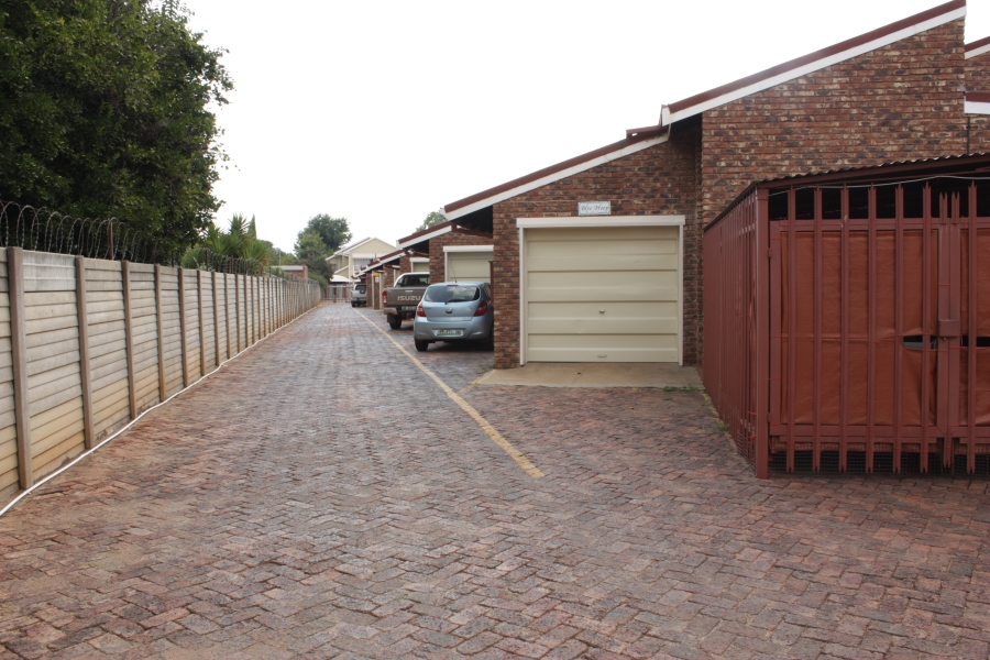 3 Bedroom Property for Sale in Potchefstroom North West